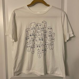 Graphic face tee